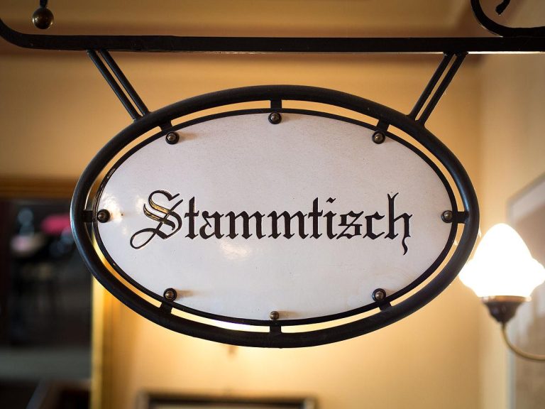 German Language Stammtisch Chicago Northern Suburbs – April 2023