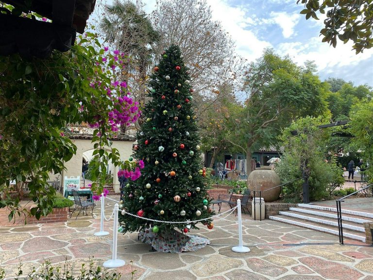 Christmas Market at Allied Arts in Menlo Park